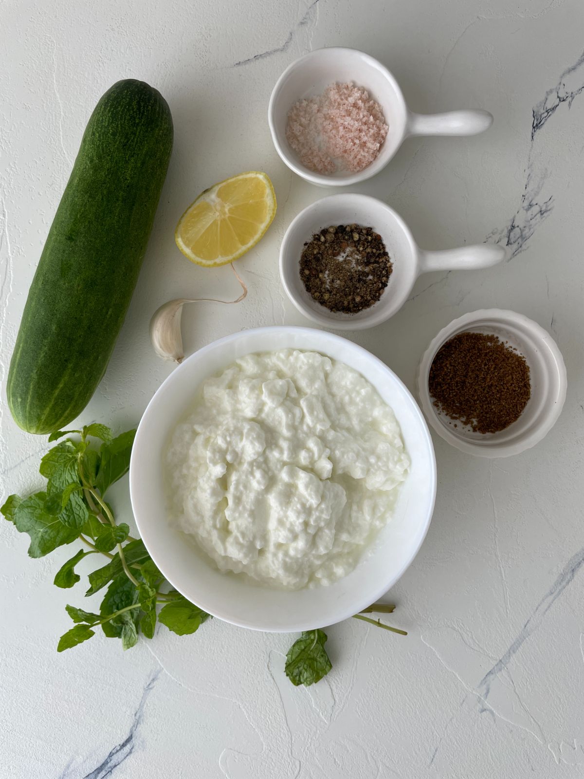 ingredients for the cucumber mint raita