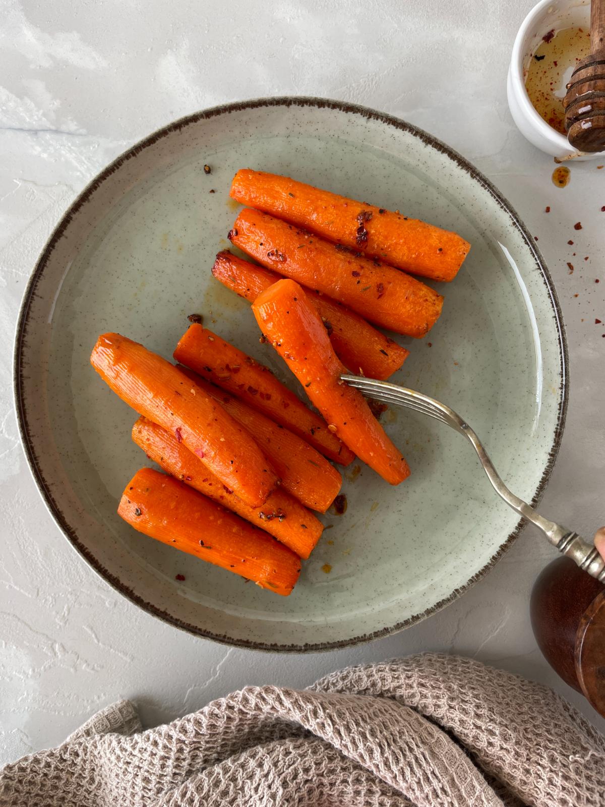 Hot Honey Carrots - Unique Cooks