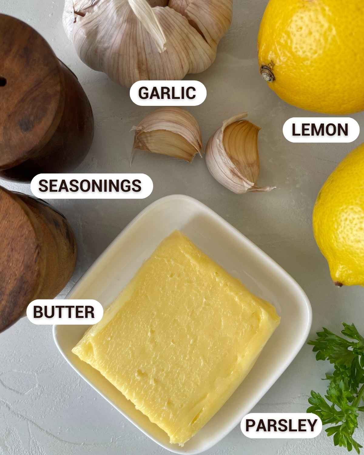 ingredients for the garlic lemon butter sauce
