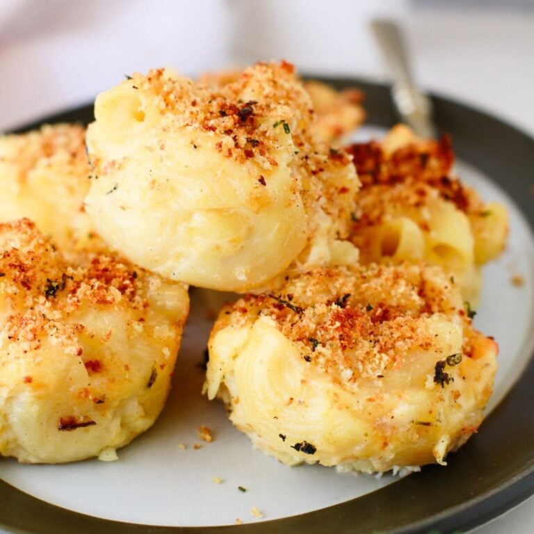 Baked Mac and Cheese Bites