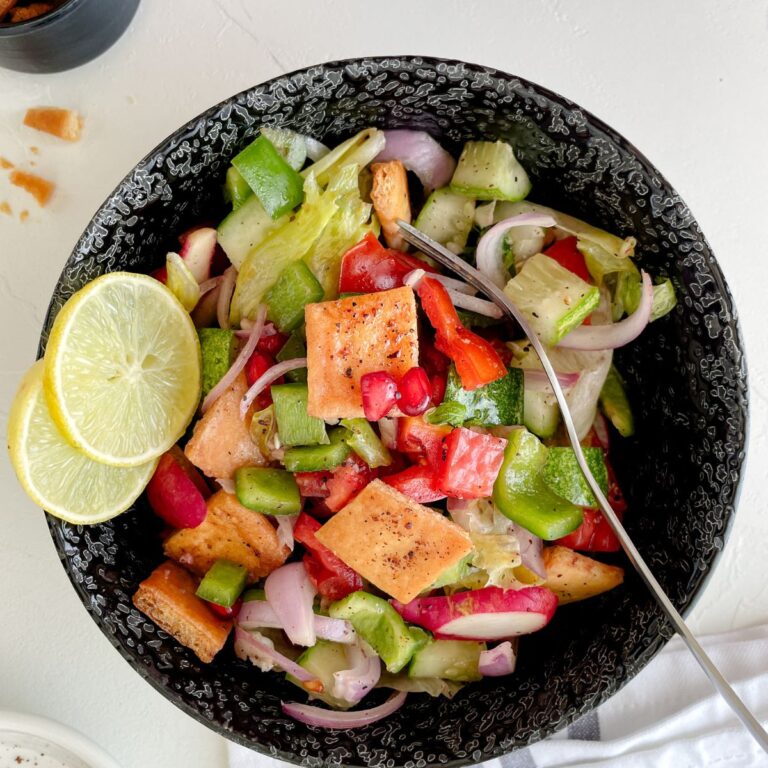 Fatoosh (Fattoush Salad)