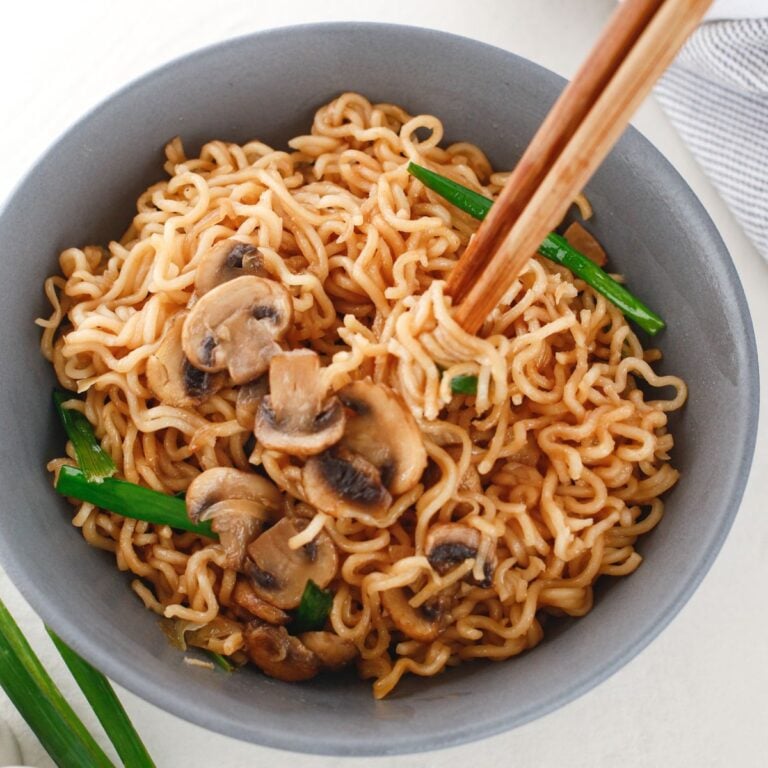 Mushroom Ramen Noodles